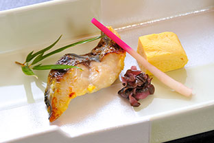 写真：旬の焼き物