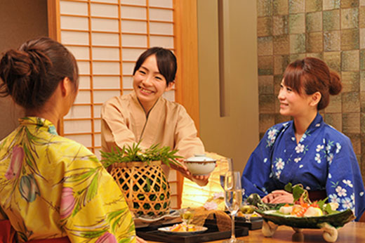 写真：お部屋食