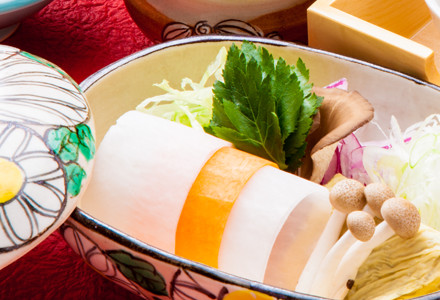 湯葉と地野菜の7色しゃぶ
