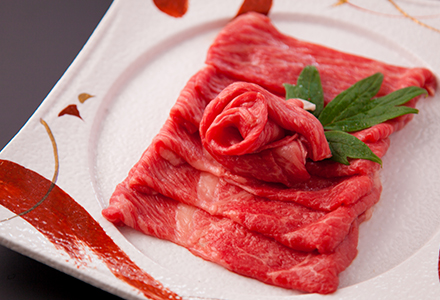 飛騨牛の中でも更に厳選されたA4ランク以上のお肉を提供